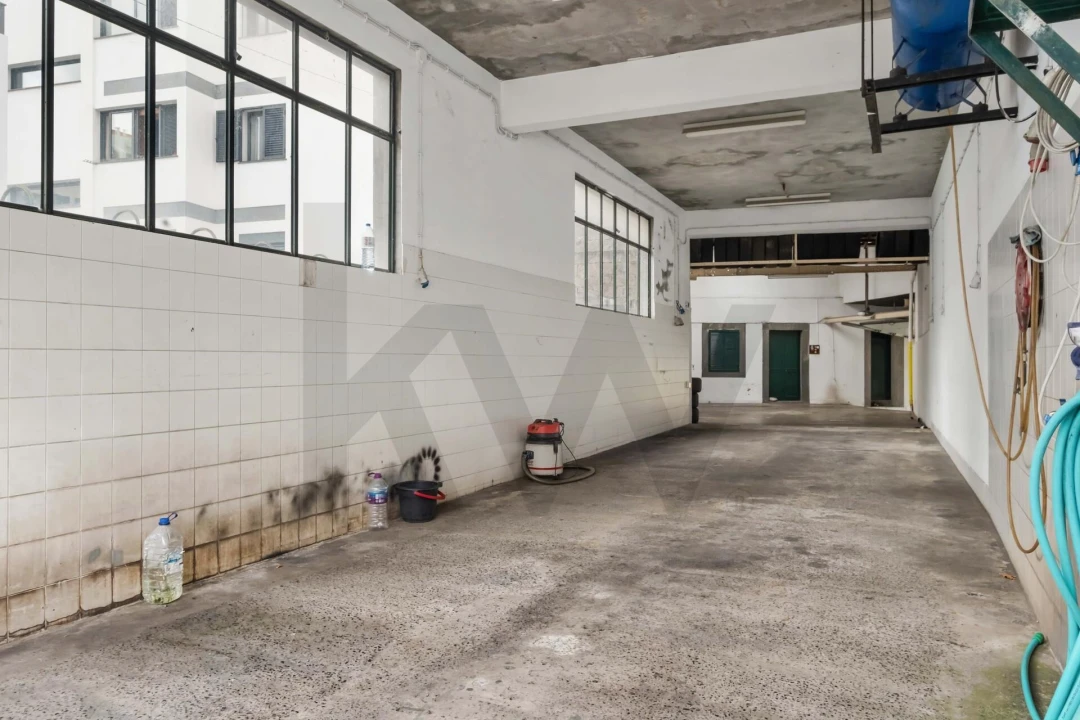 Prédio para Venda em Funchal (Santa Luzia) Foto 21