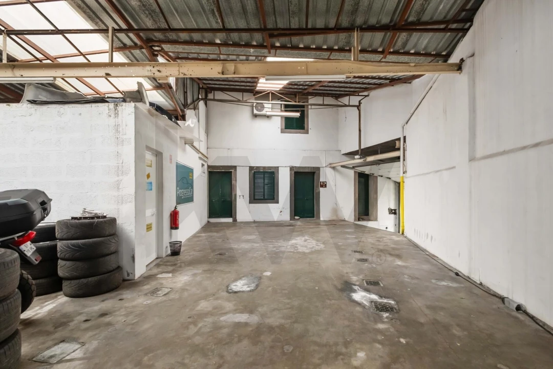 Prédio para Venda em Funchal (Santa Luzia) Foto 22