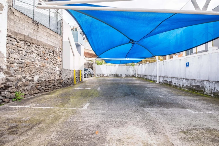 Prédio para Venda em Funchal (Santa Luzia) Foto 27