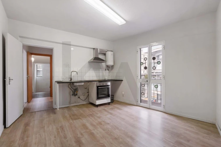 Prédio para Venda em Funchal (Santa Luzia) Foto 10