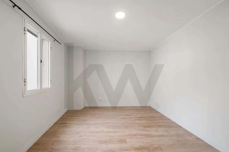 Prédio para Venda em Funchal (Santa Luzia) Foto 13