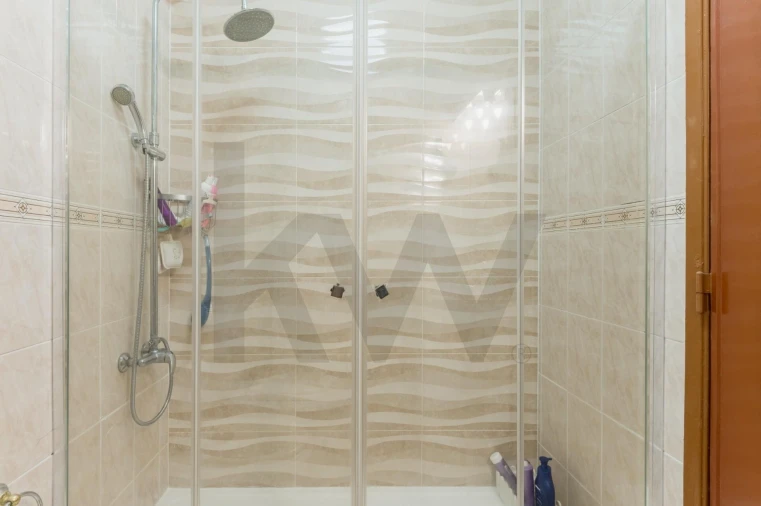 Apartamento T2 para Venda em Camarate, Unhos e Apelação Foto 12