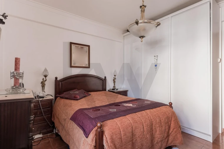 Apartamento T2 para Venda em Camarate, Unhos e Apelação Foto 10