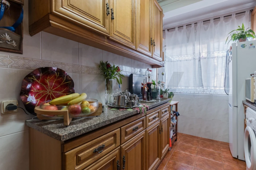 Apartamento T2 para Venda em Camarate, Unhos e Apelação Foto 7