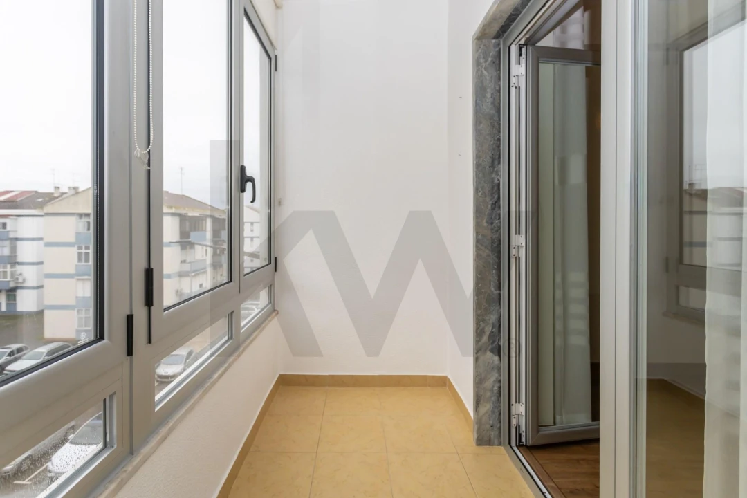 Apartamento T3 para Venda em Amora Foto 16