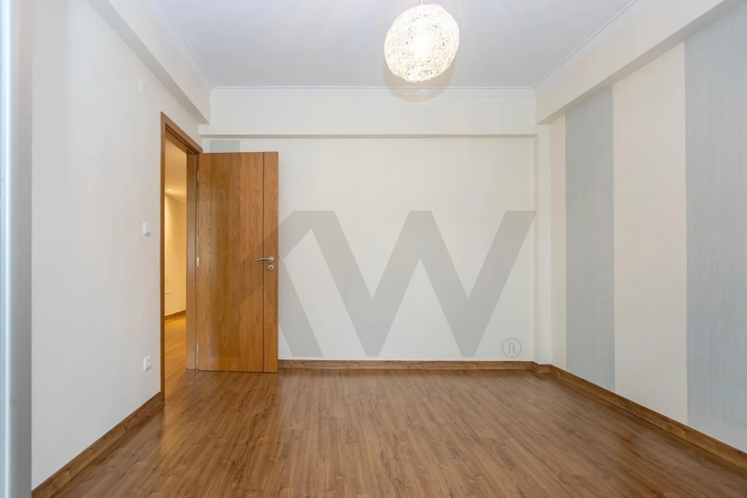 Apartamento T3 para Venda em Amora Foto 21
