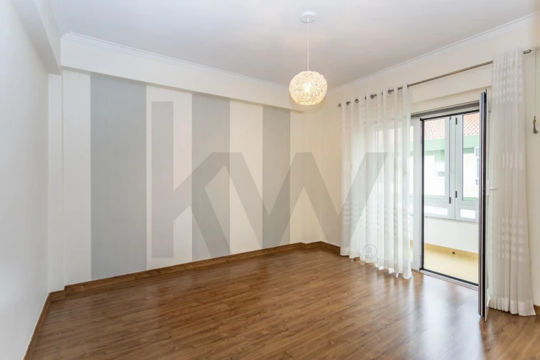 Apartamento T3 para Venda em Amora Foto 23