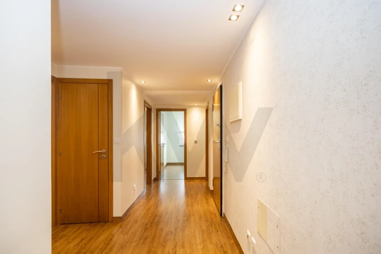 Apartamento T3 para Venda em Amora Foto 14