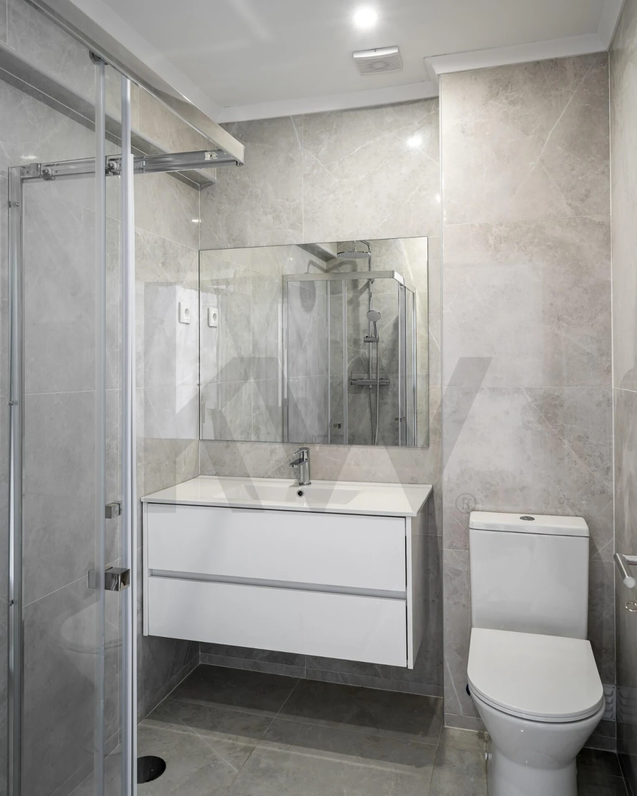 Apartamento T3 para Arrendamento em Avenidas Novas Foto 14