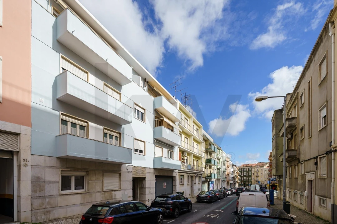 Apartamento T3 para Arrendamento em Avenidas Novas Foto 18