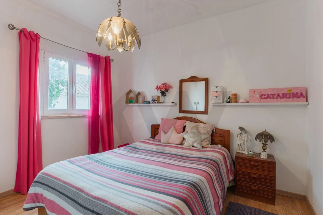 Moradia T3 para Venda em Carvoeira e Carmões Foto 23