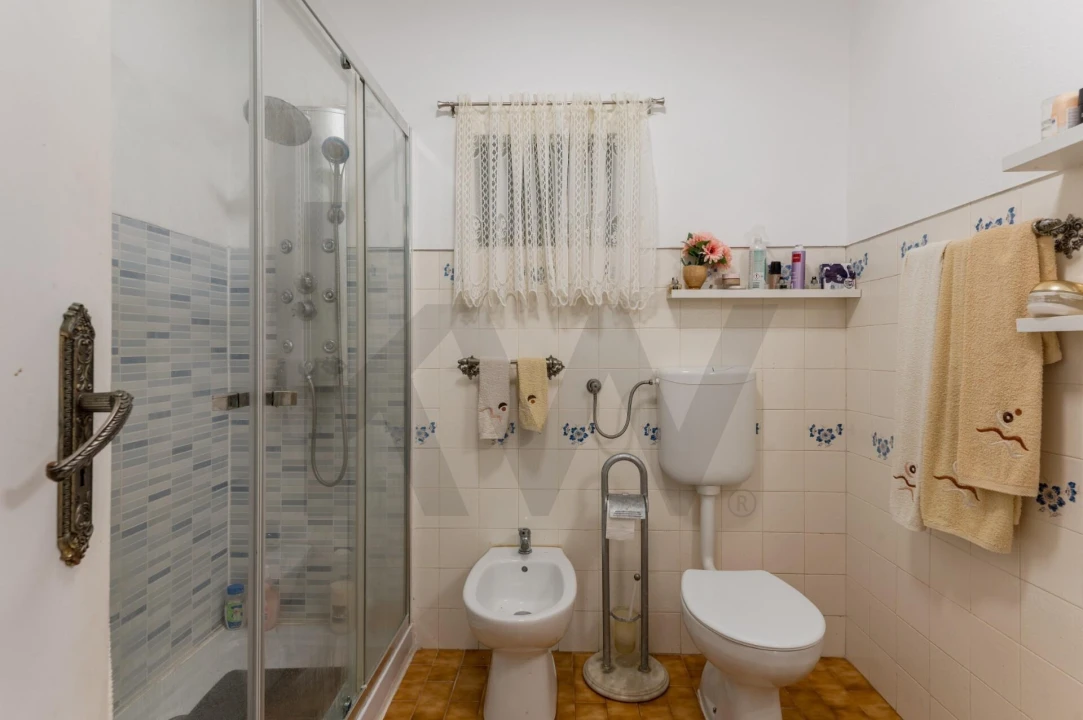 Moradia T3 para Venda em Carvoeira e Carmões Foto 20