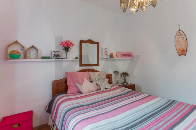 Moradia T3 para Venda em Carvoeira e Carmões Foto 21