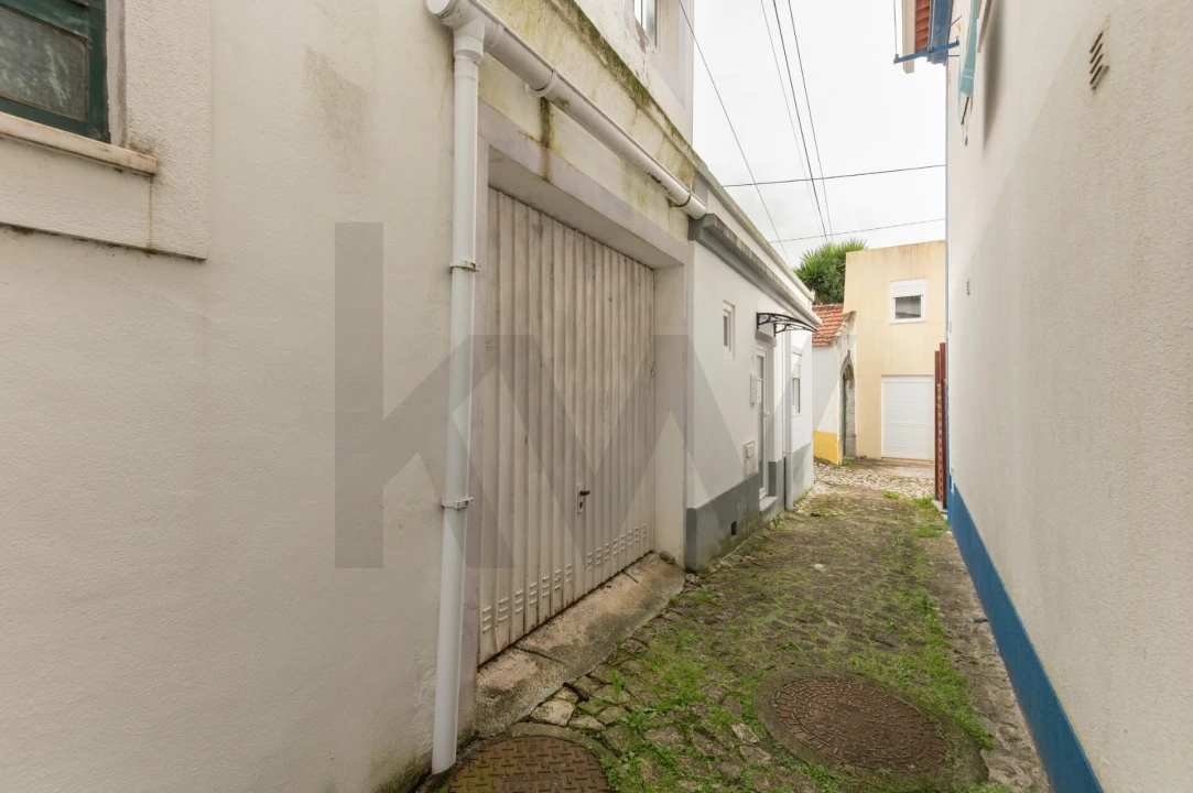 Moradia T3 para Venda em Carvoeira e Carmões Foto 24