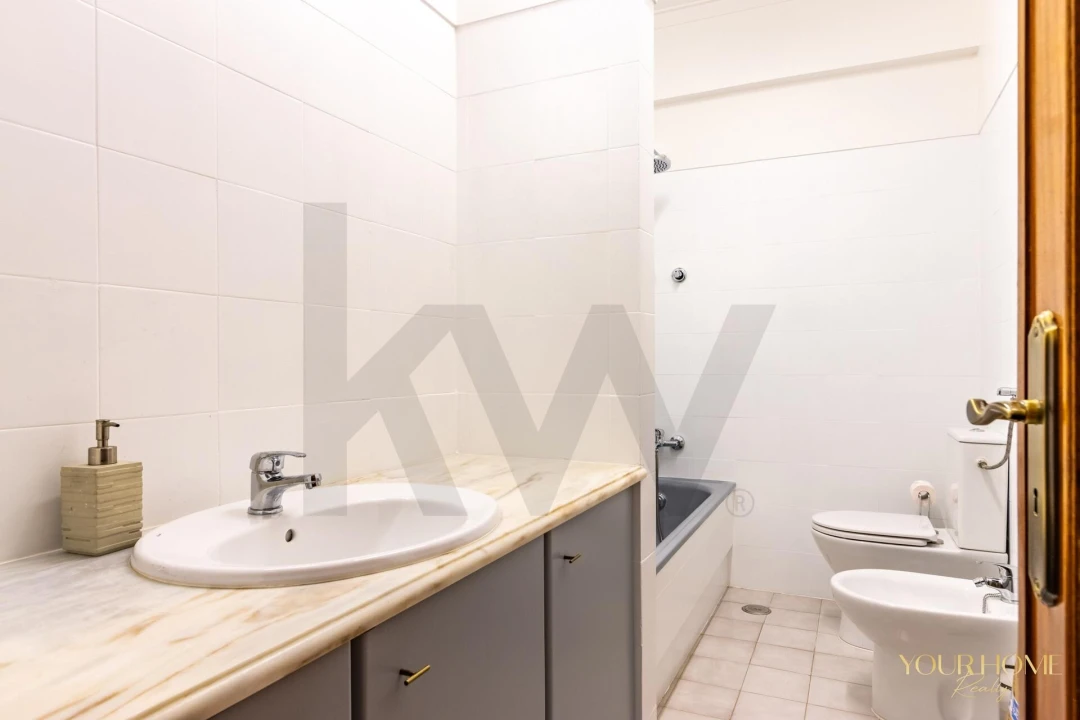 Apartamento T3 para Arrendamento em Loures Foto 17