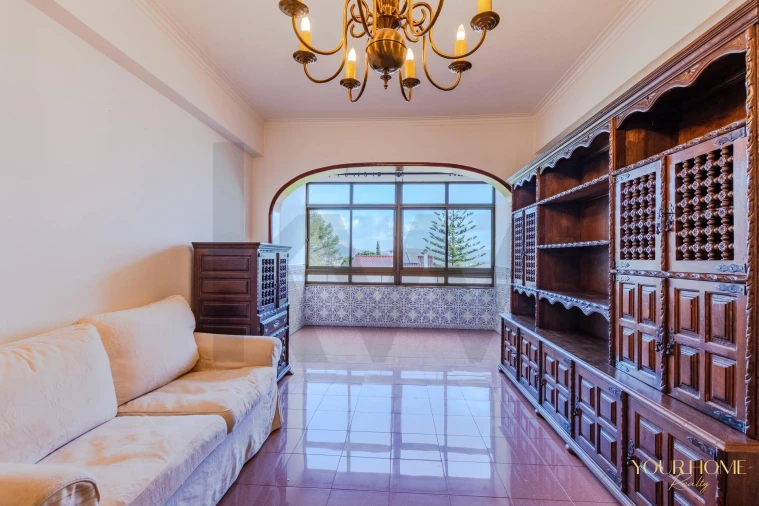 Apartamento T3 para Arrendamento em Loures Foto 23