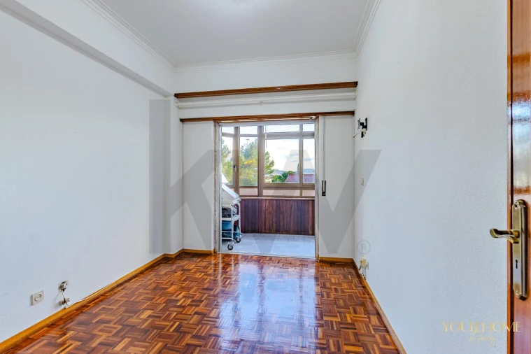 Apartamento T3 para Arrendamento em Loures Foto 11