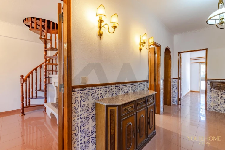 Apartamento T3 para Arrendamento em Loures Foto 5