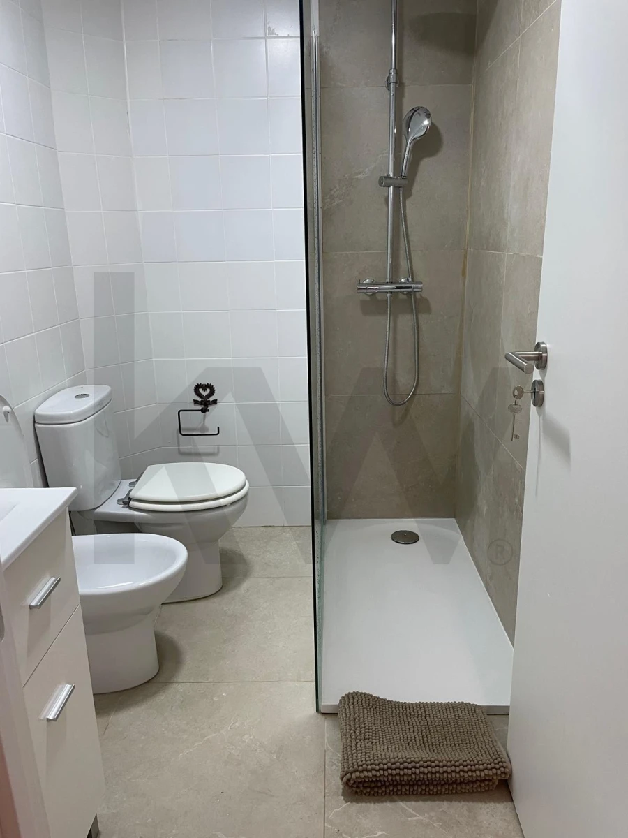 Apartamento T2 para Arrendamento em Estrela Foto 16