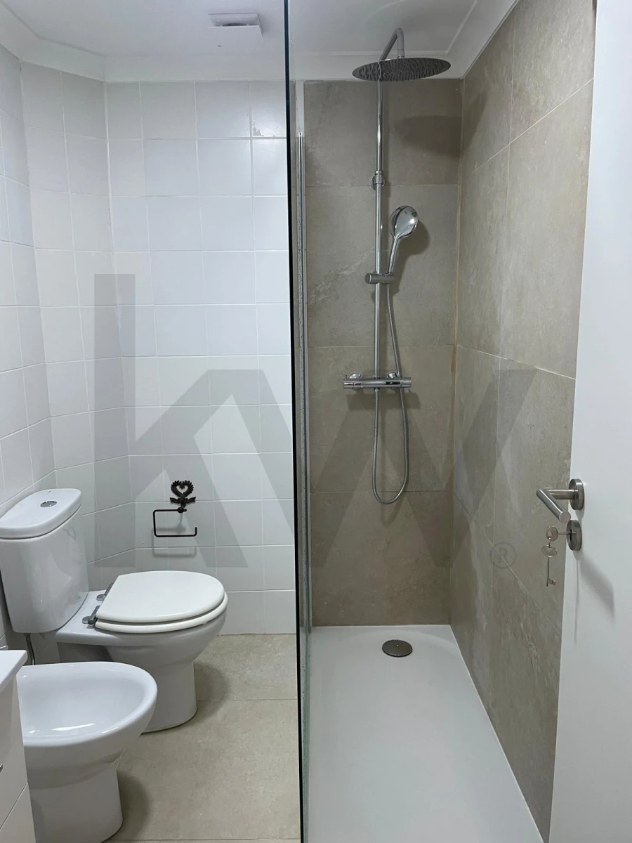 Apartamento T2 para Arrendamento em Estrela Foto 14