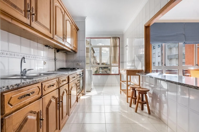 Apartamento T2 para Venda em Subportela, Deocriste e Portela Susã Foto 16