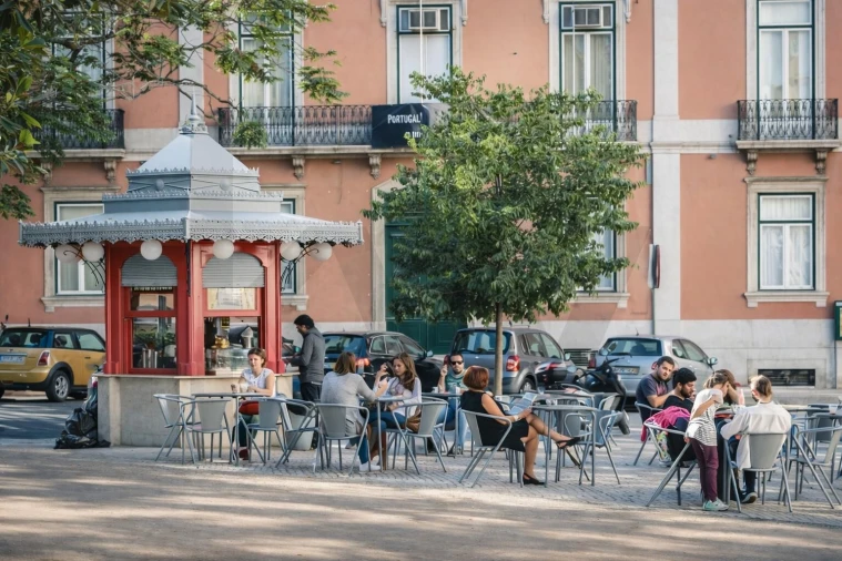 Moradia T6 para Venda em Santo António Foto 13