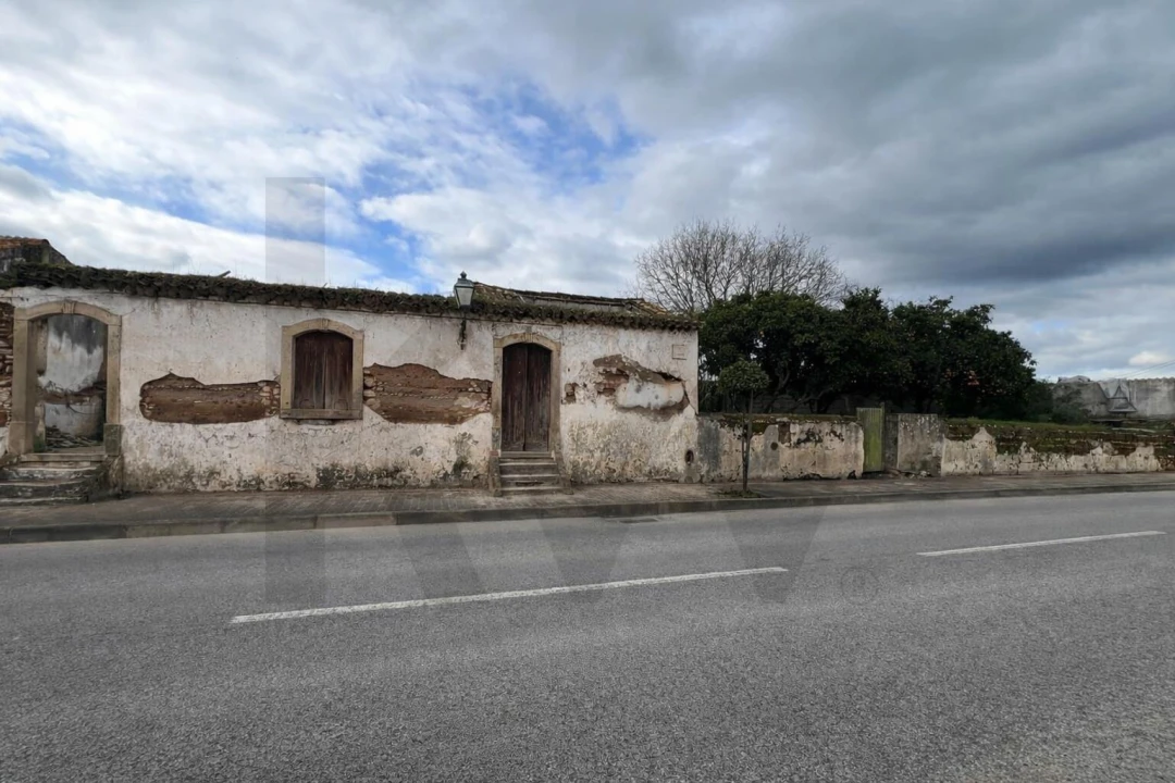 Moradia T3 para Venda em Azinhaga Foto 2