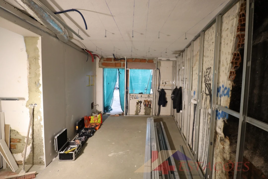 Moradia T6 para Venda em Marrazes e Barosa Foto 13