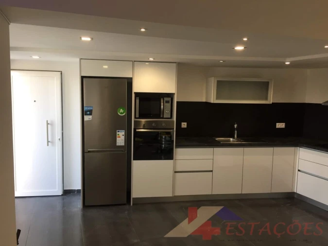 Moradia T6 para Venda em Marrazes e Barosa Foto 3