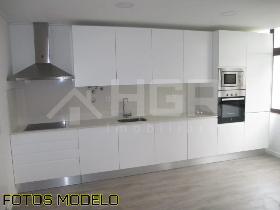 Apartamento T2 para Venda em Alto do Seixalinho, Santo André e Verderena Foto 3