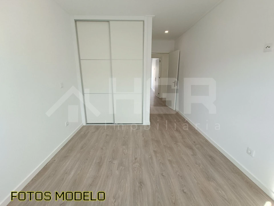 Apartamento T2 para Venda em Alto do Seixalinho, Santo André e Verderena Foto 9