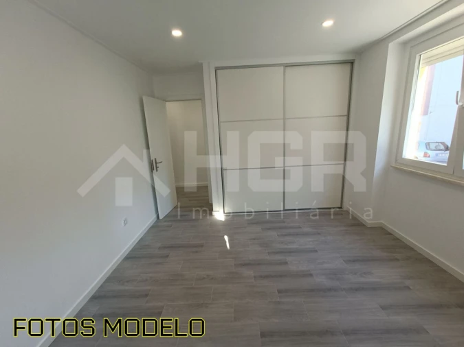 Apartamento T2 para Venda em Alto do Seixalinho, Santo André e Verderena Foto 8