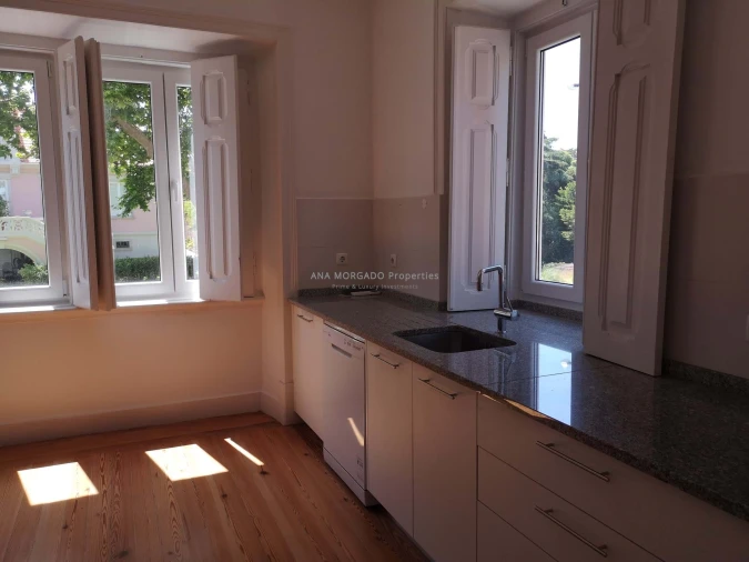 Apartamento T4 para Venda em Agualva e Mira-Sintra Foto 7