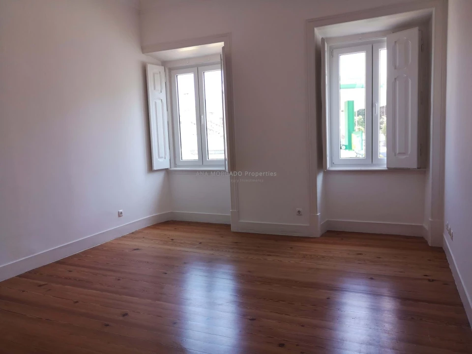 Apartamento T4 para Venda em Agualva e Mira-Sintra Foto 28