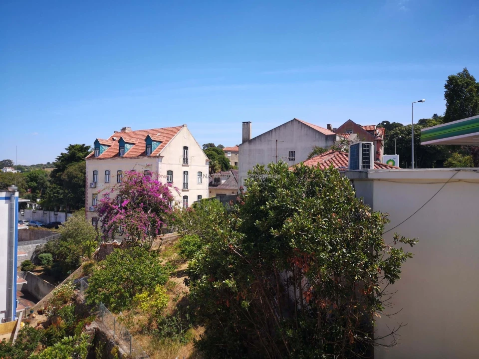 Apartamento T4 para Venda em Agualva e Mira-Sintra Foto 17