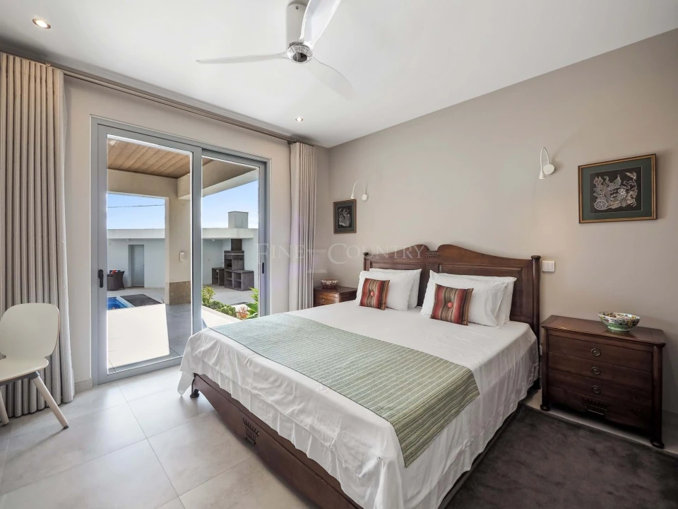 Moradia T4 para Venda em São Bartolomeu de Messines Foto 29