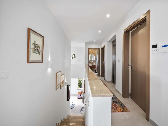 Moradia T4 para Venda em São Bartolomeu de Messines Foto 19