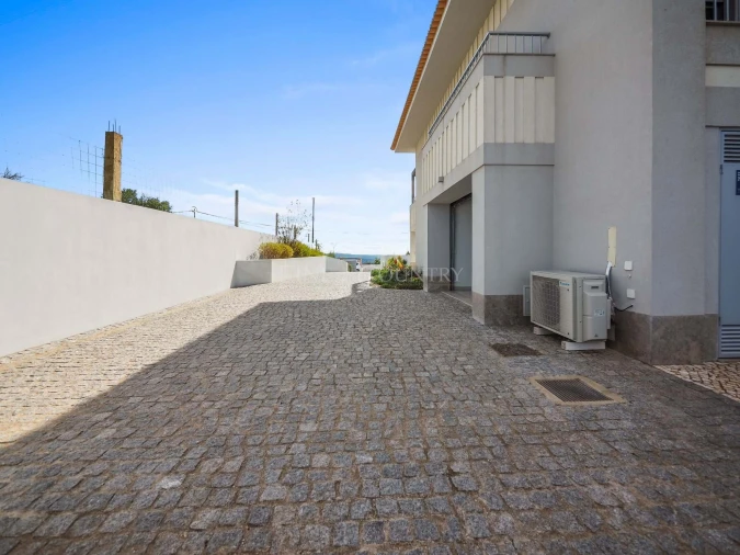 Moradia T4 para Venda em São Bartolomeu de Messines Foto 44