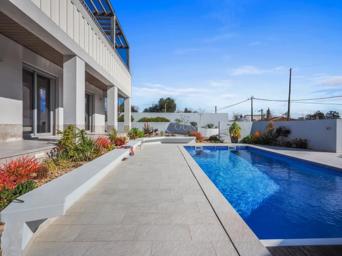 Moradia T4 para Venda em São Bartolomeu de Messines Foto 6