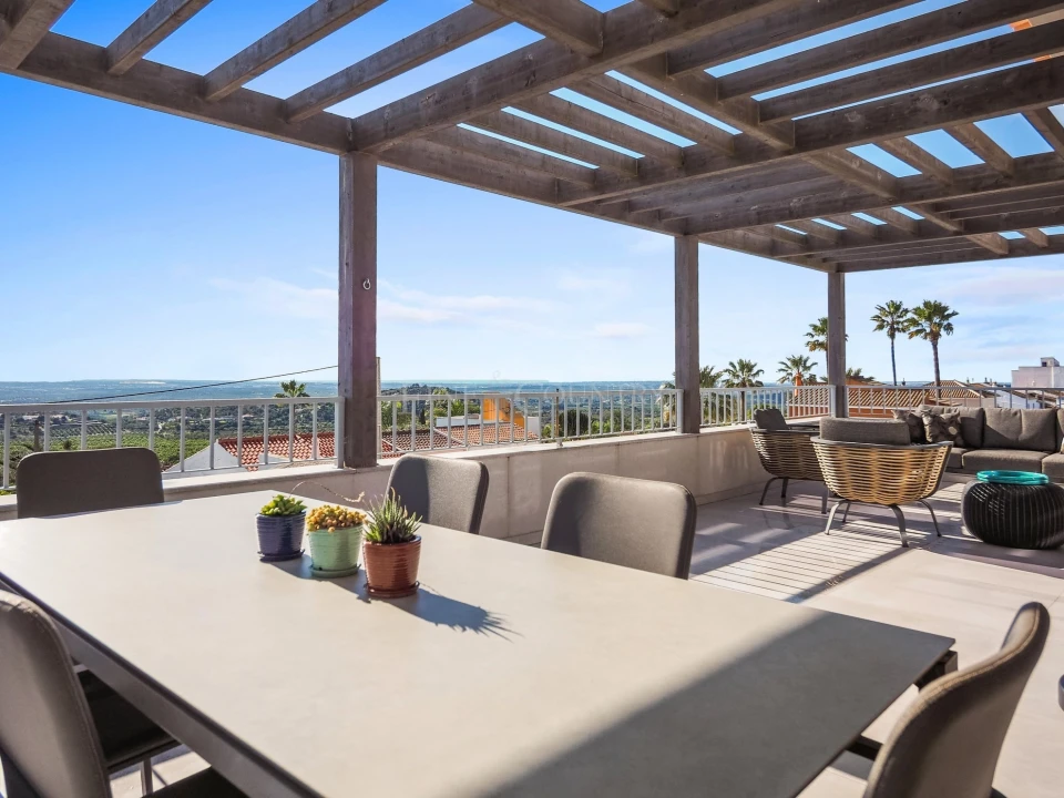 Moradia T4 para Venda em São Bartolomeu de Messines Foto 3