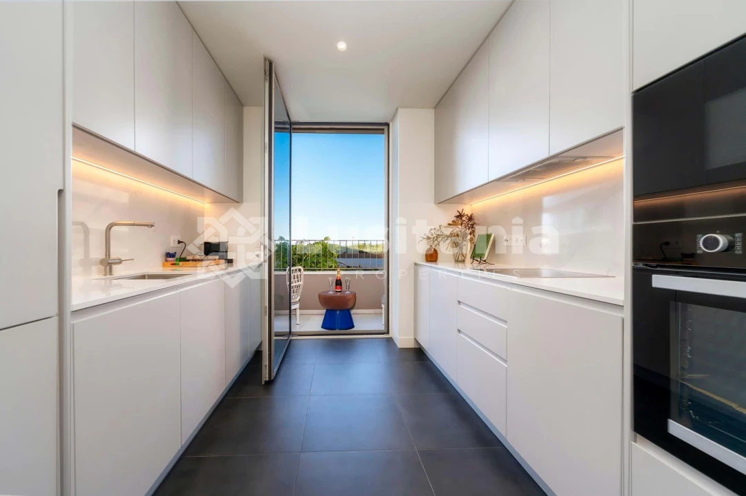 Apartamento T2 para Venda em Quarteira Foto 9