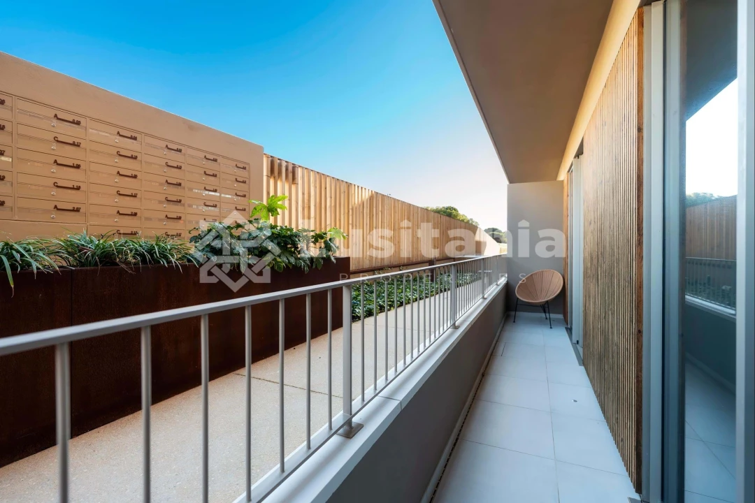 Apartamento T2 para Venda em Quarteira Foto 31