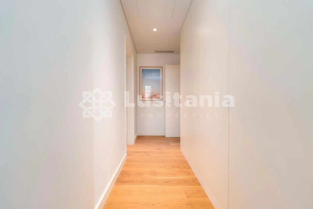 Apartamento T2 para Venda em Quarteira Foto 10