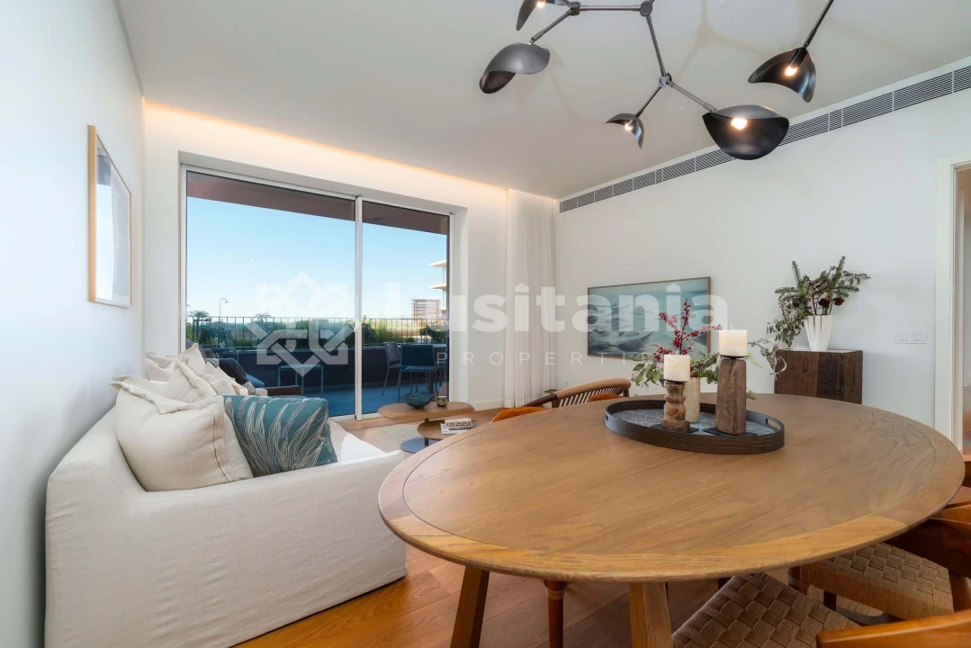 Apartamento T2 para Venda em Quarteira Foto 5