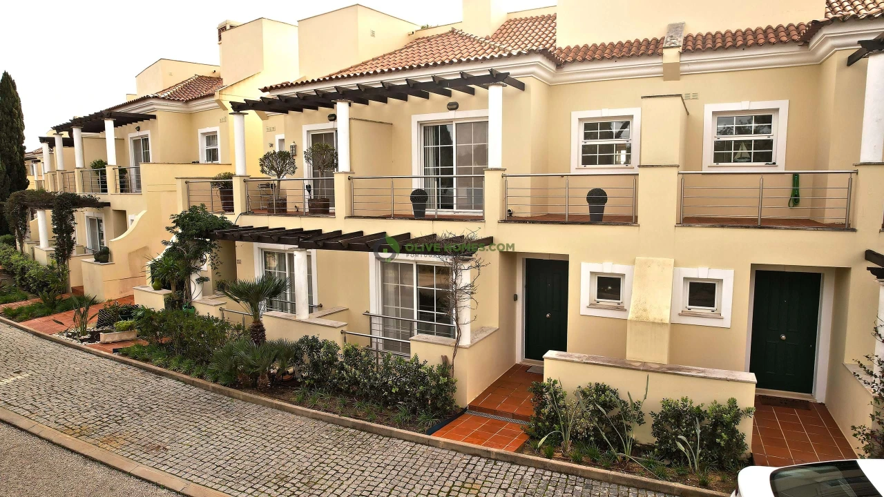 Moradia T4 para Venda em Quarteira Foto 55