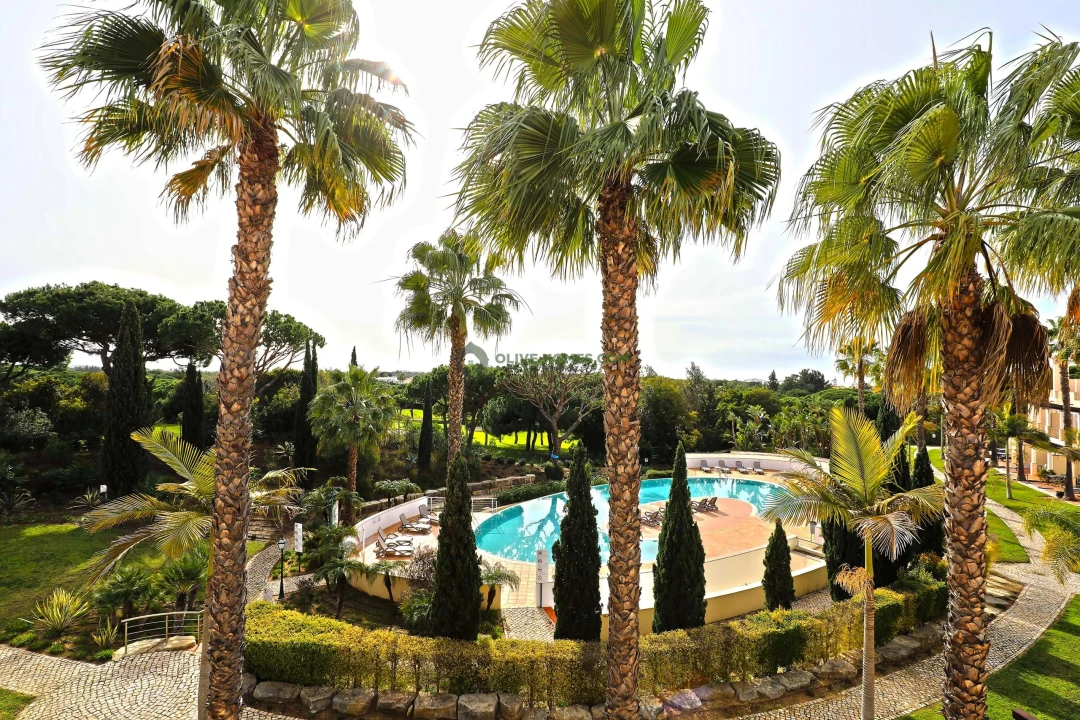 Moradia T4 para Venda em Quarteira Foto 1