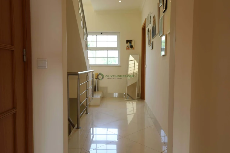 Moradia T4 para Venda em Quarteira Foto 27