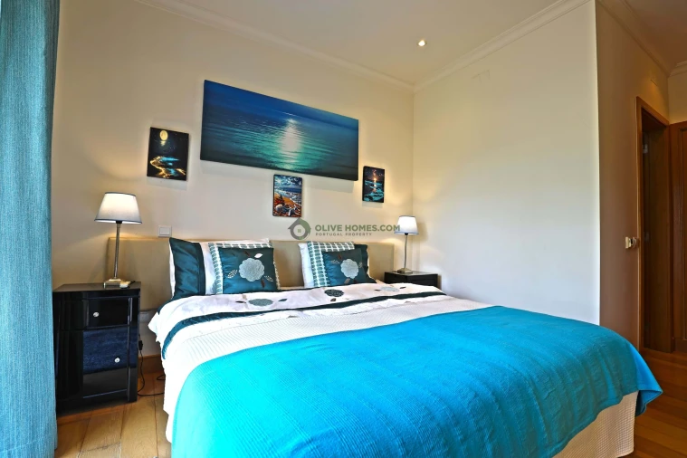 Moradia T4 para Venda em Quarteira Foto 28