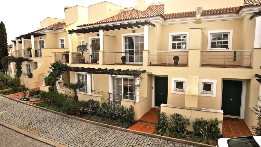 Moradia T4 para Venda em Quarteira Foto 55