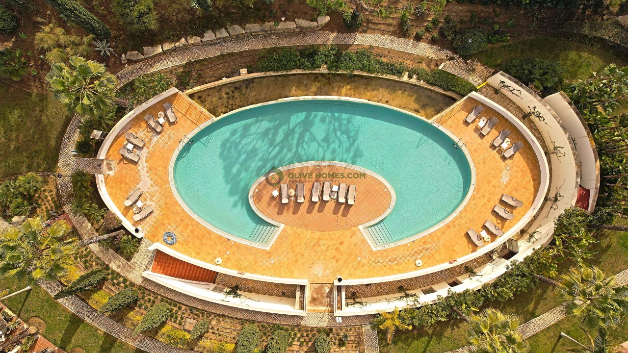 Moradia T4 para Venda em Quarteira Foto 61